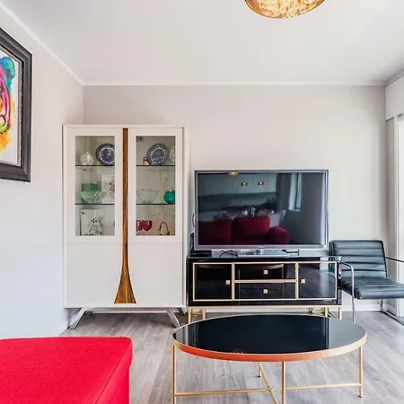 Apartamento Qian Avenida Republica * Βίλα Νόβα ντε Γκάια