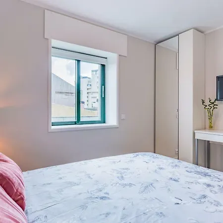 Διαμέρισμα Apartamento Qian Avenida Republica Βίλα Νόβα ντε Γκάια