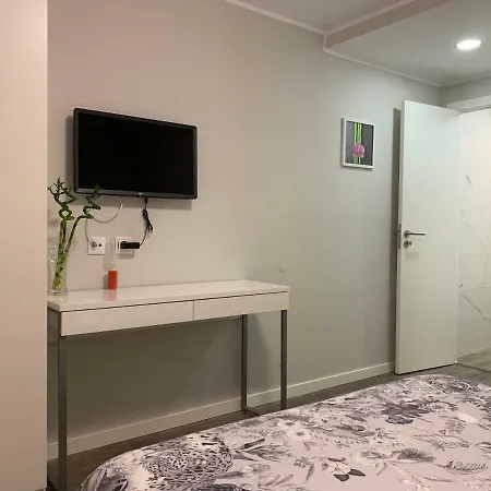 Διαμέρισμα Apartamento Qian Avenida Republica Βίλα Νόβα ντε Γκάια